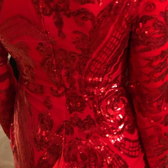Red long sleeve sequen dress - Picture 3 of 3